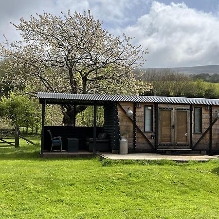 1 Bed Converted Railway Wagon Near Crickhowell Eksteriør bilde